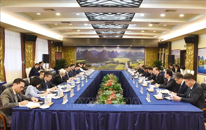 Foreign Minister Bui Thanh Son visits China's Guangxi province